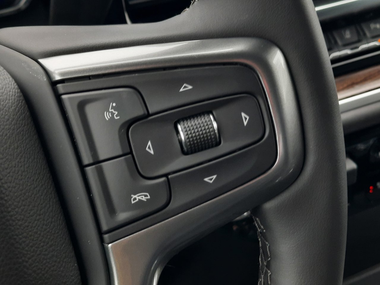 2026 Chevrolet Silverado 2500HD LT-11