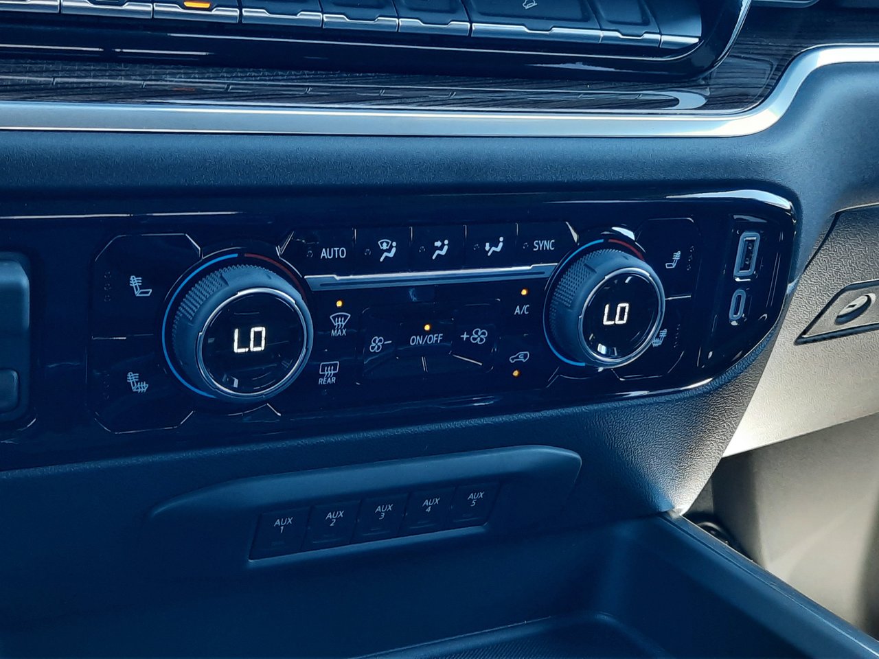 2026 Chevrolet Silverado 2500 HD LT-16