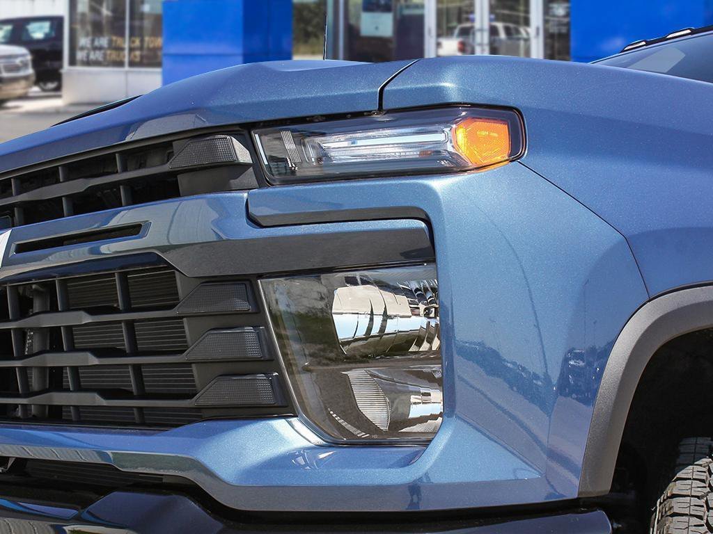 2026 Chevrolet Silverado 2500 HD CUSTOM-9