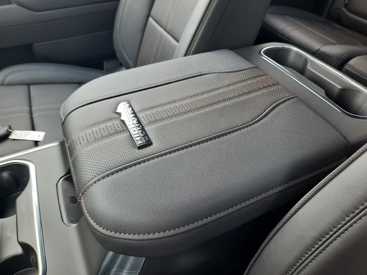 2026 Chevrolet Silverado 3500HD High Country-18