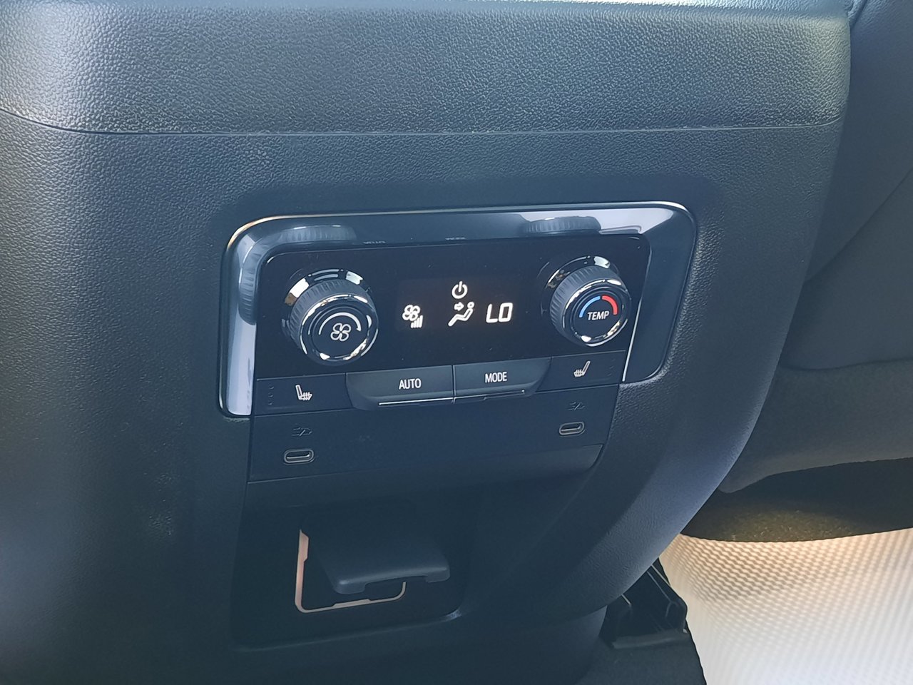 2026 Chevrolet Tahoe High Country-29