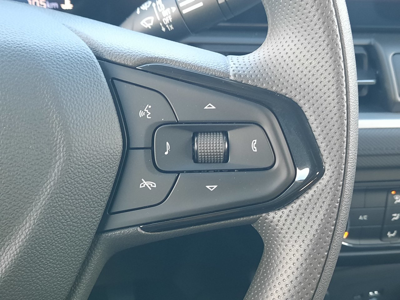 2026 Chevrolet Trailblazer LS-11