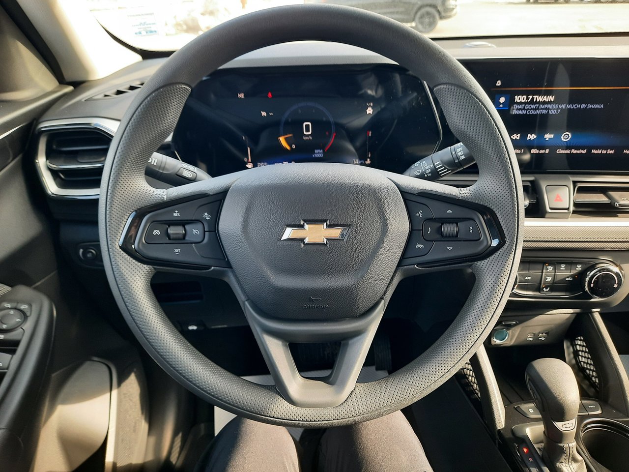 2026 Chevrolet Trailblazer LS-12