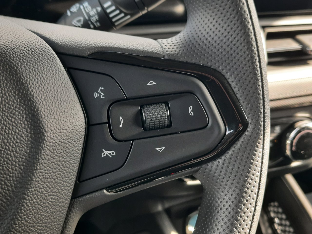 2026 Chevrolet Trailblazer LS-11