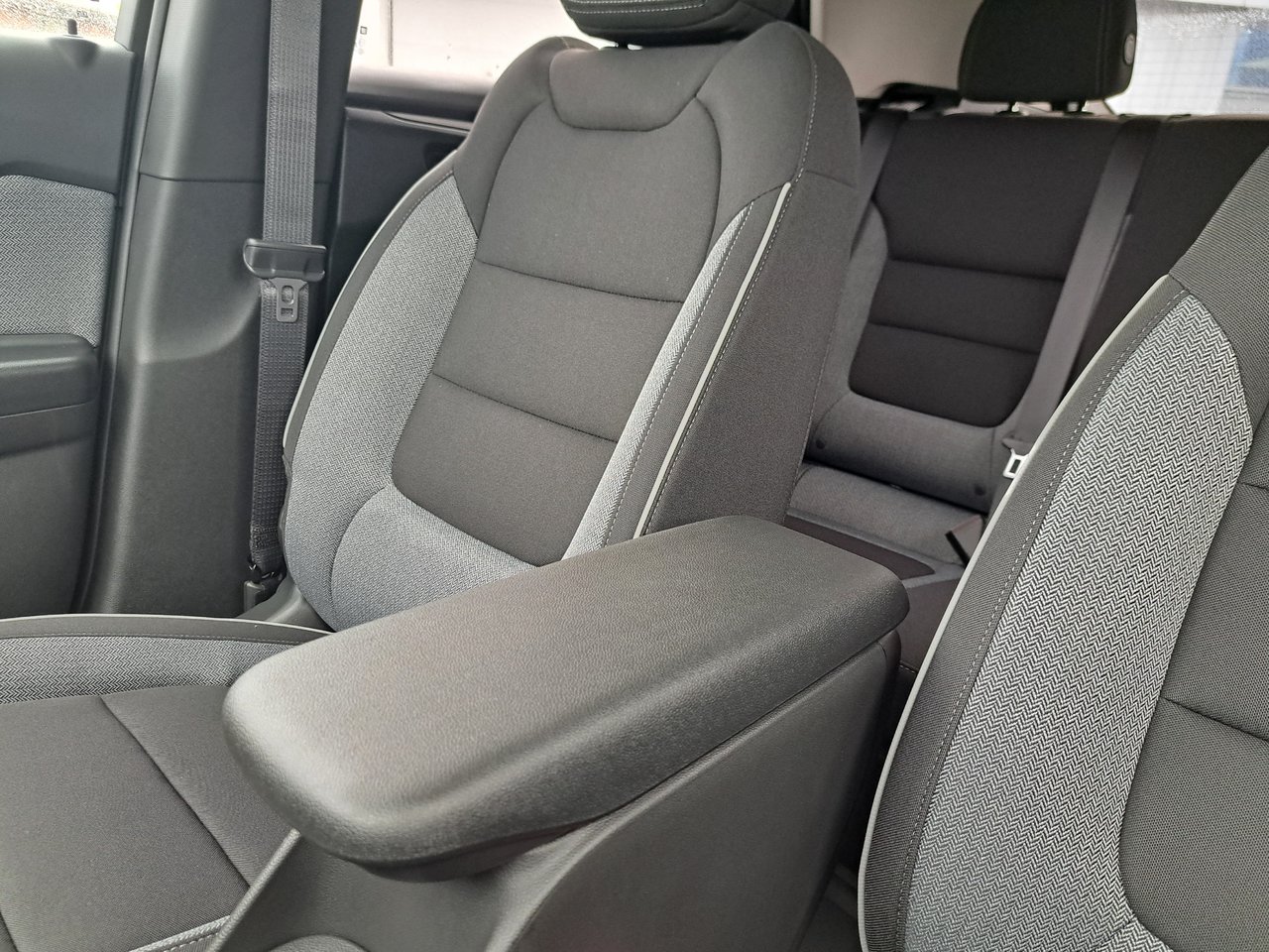 2026 Chevrolet Trailblazer LS-18