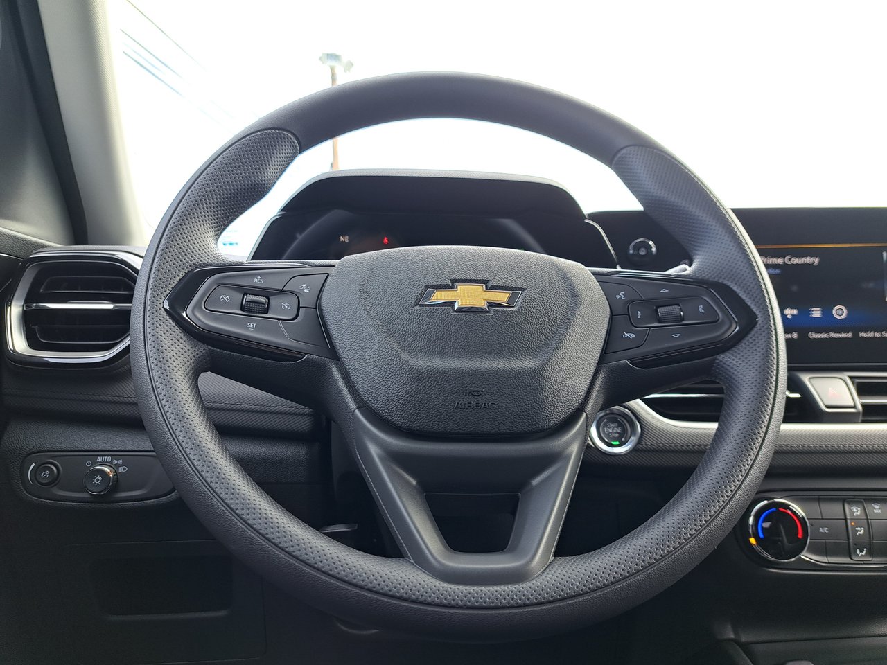 2026 Chevrolet Trailblazer LS-12