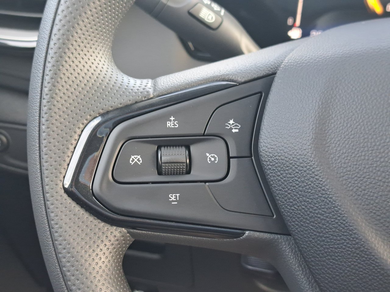 2026 Chevrolet Trailblazer LS-11