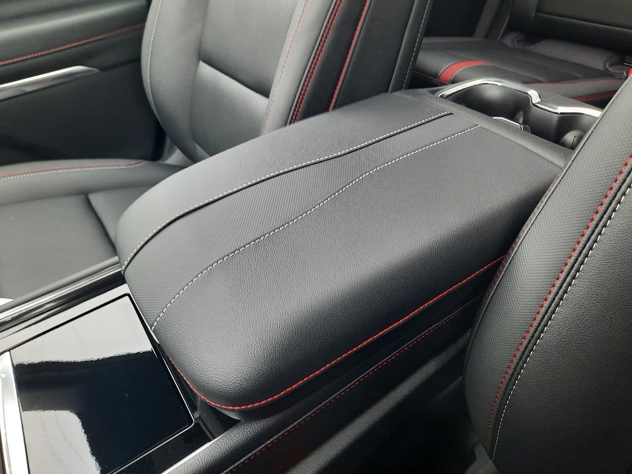 2026 Chevrolet Traverse RS-19