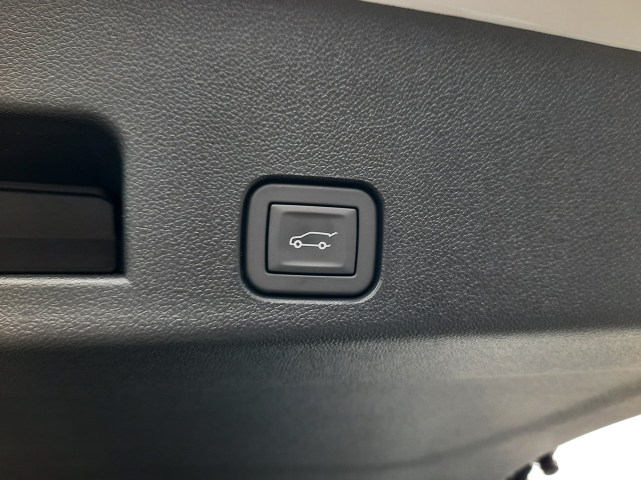 2026 Chevrolet Traverse LT-8