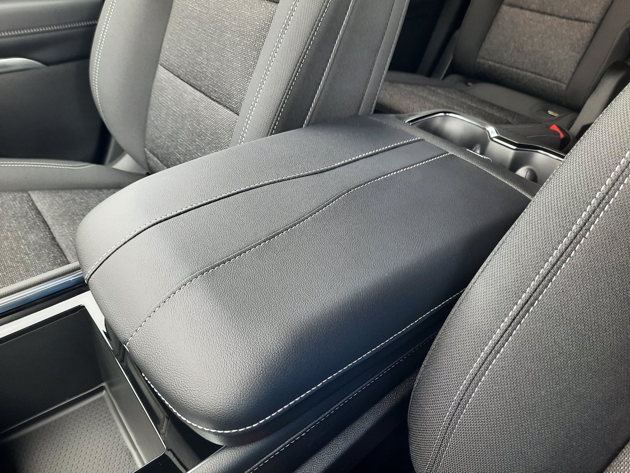 2026 Chevrolet Traverse LT-18