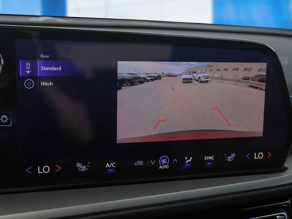2027 Chevrolet Traverse LT-22