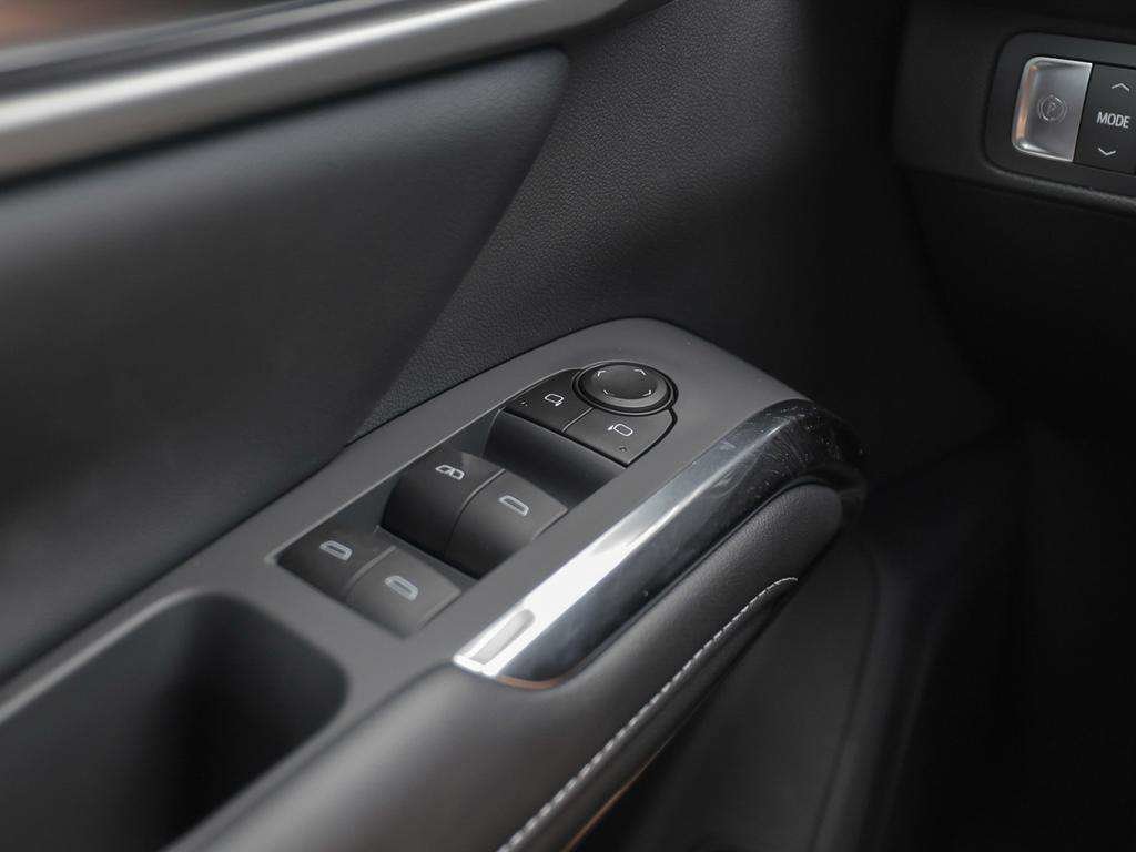 2027 Chevrolet Traverse LT-15