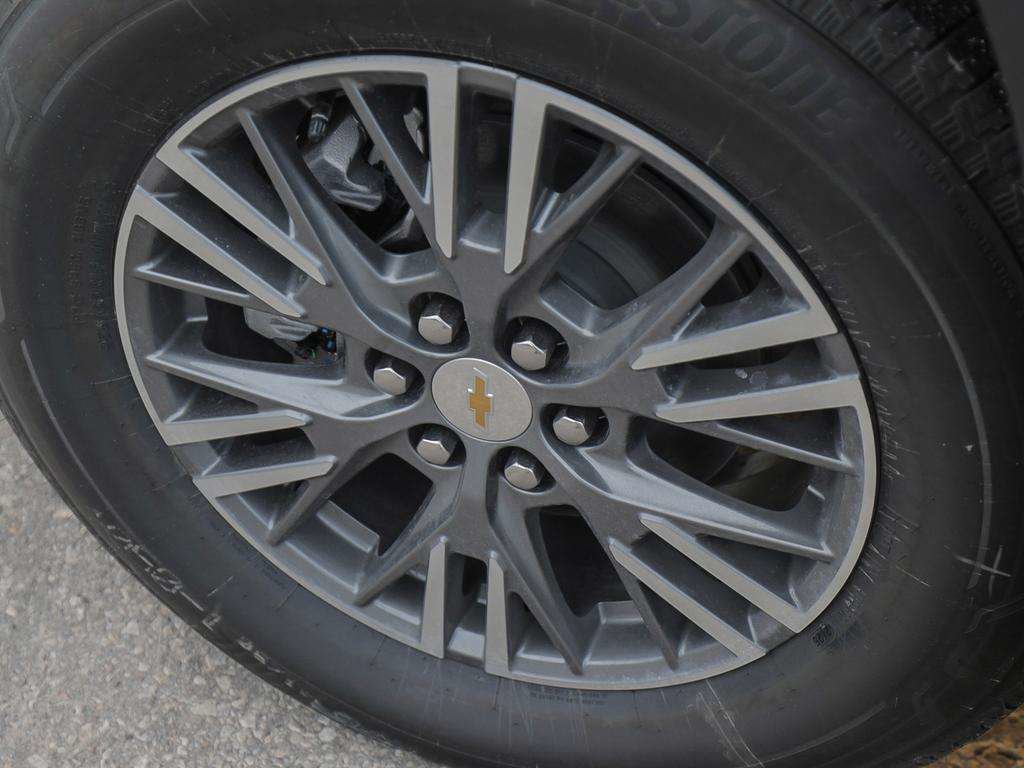 2027 Chevrolet Traverse LT-7