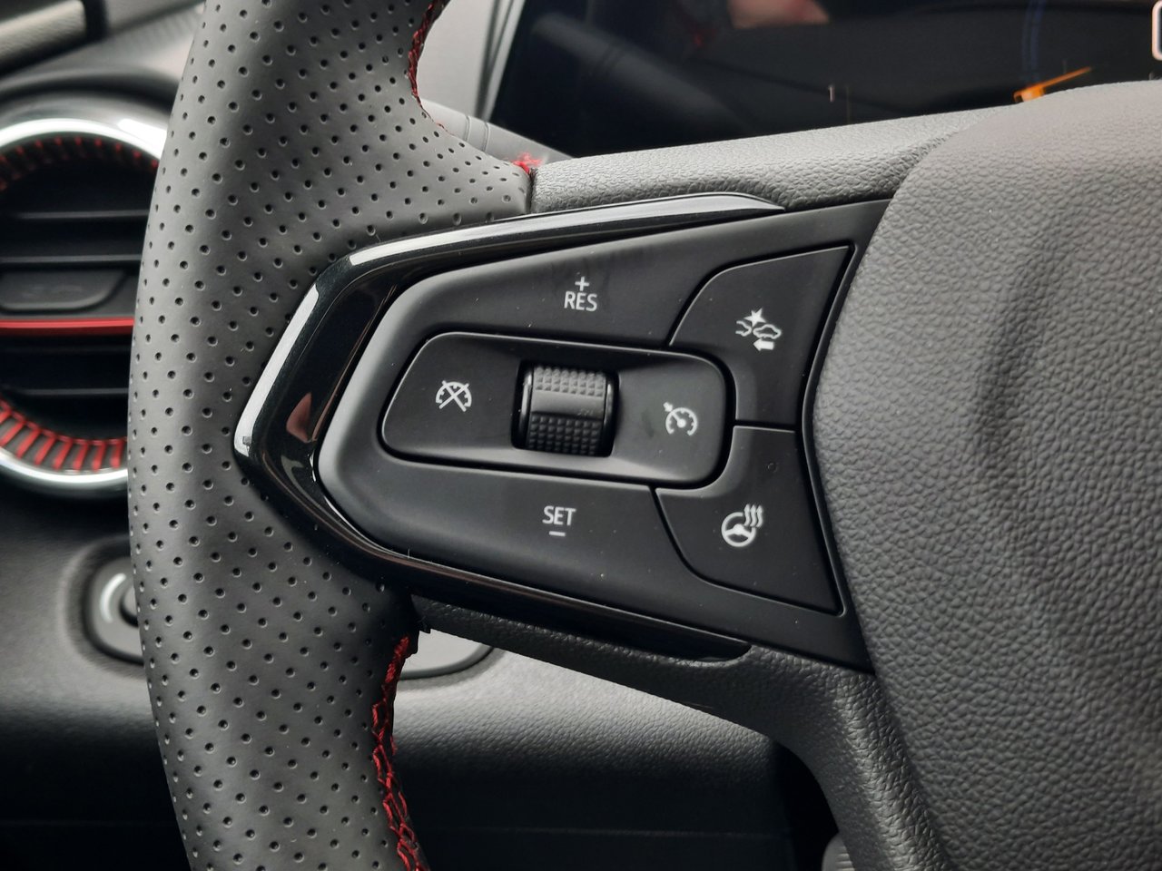 2025 Chevrolet Trax 2RS-10