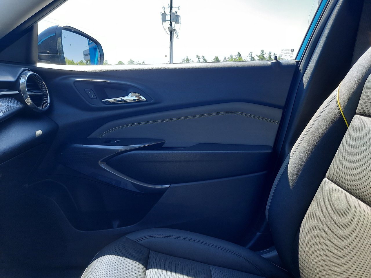 2025 Chevrolet Trax ACTIV-20