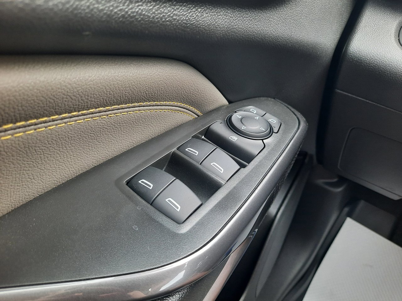 2025 Chevrolet Trax ACTIV-10