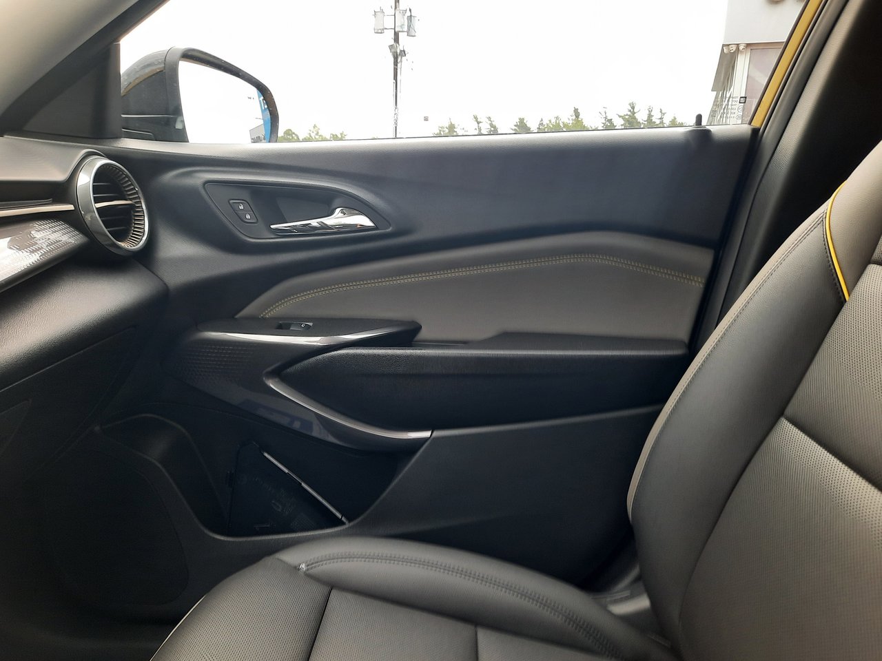 2025 Chevrolet Trax ACTIV-20