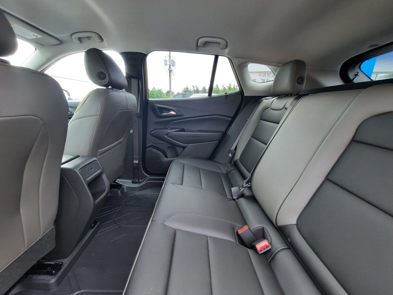 2025 Chevrolet Trax ACTIV-25