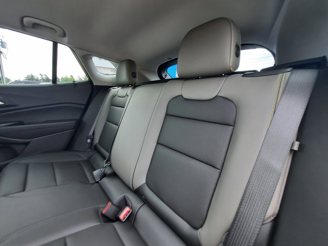 2025 Chevrolet Trax ACTIV-23