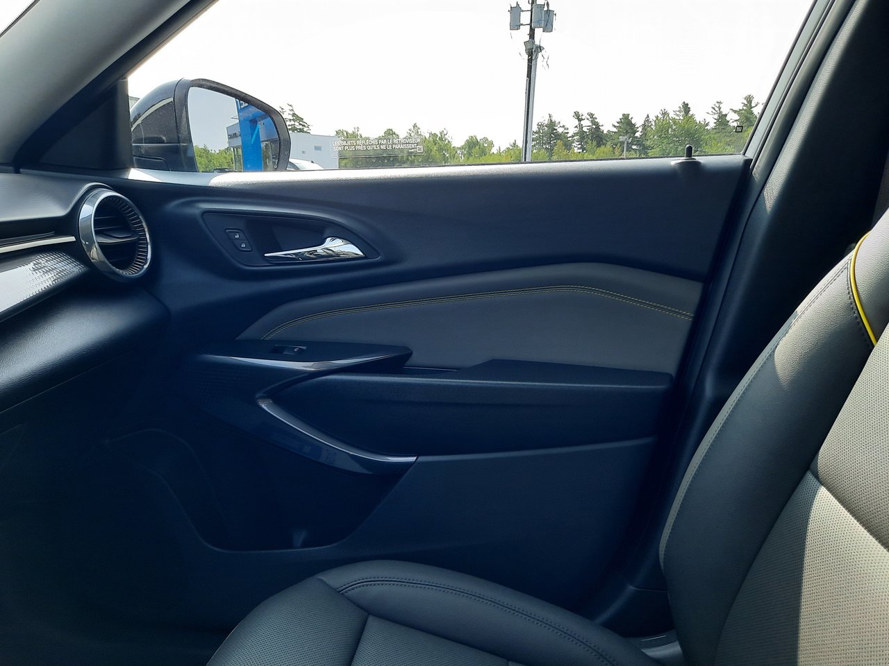 2025 Chevrolet Trax ACTIV-21