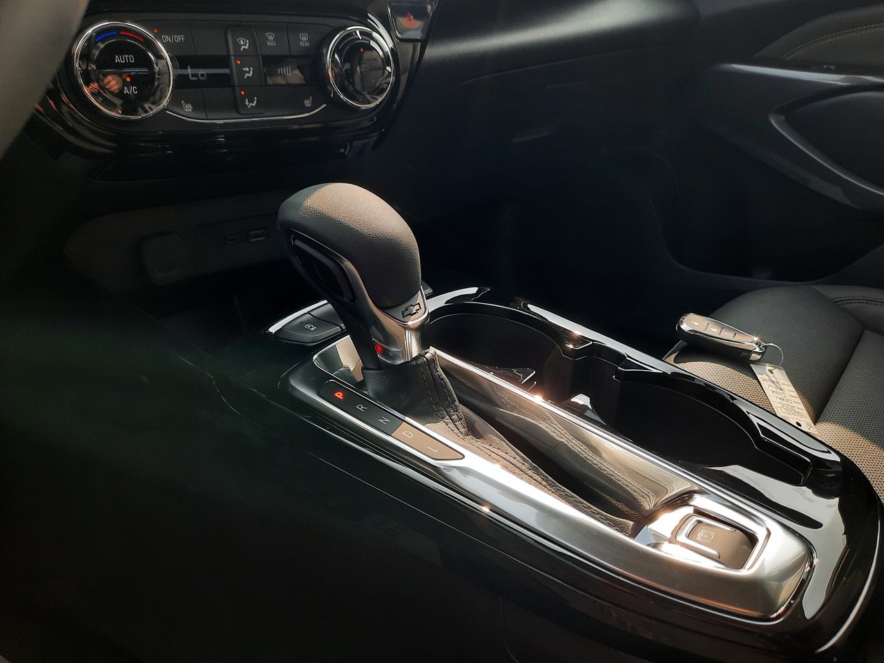 2025 Chevrolet Trax ACTIV-18