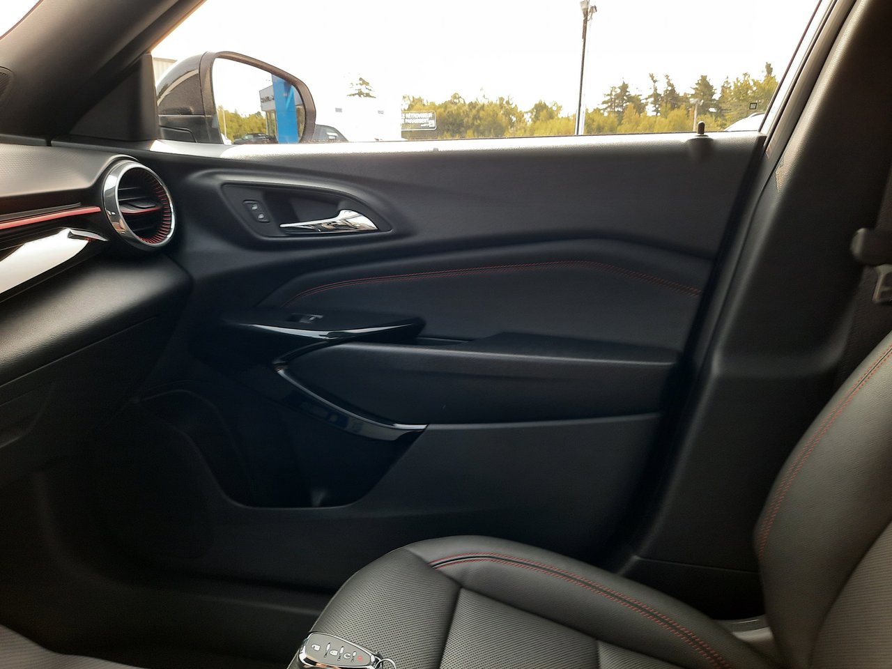 2025 Chevrolet Trax 2RS-19