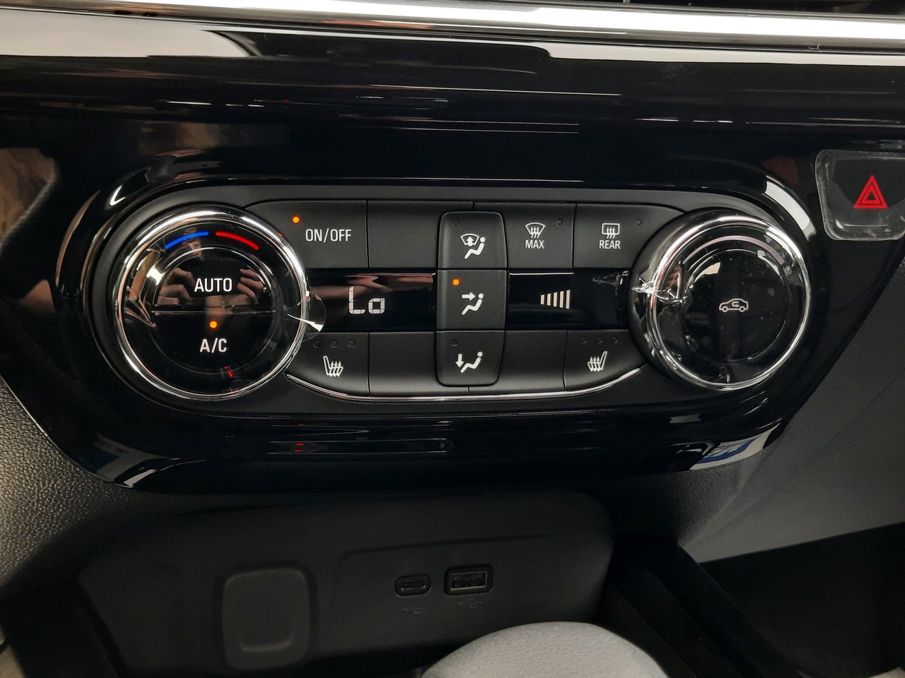 2025 Chevrolet Trax 2RS-16