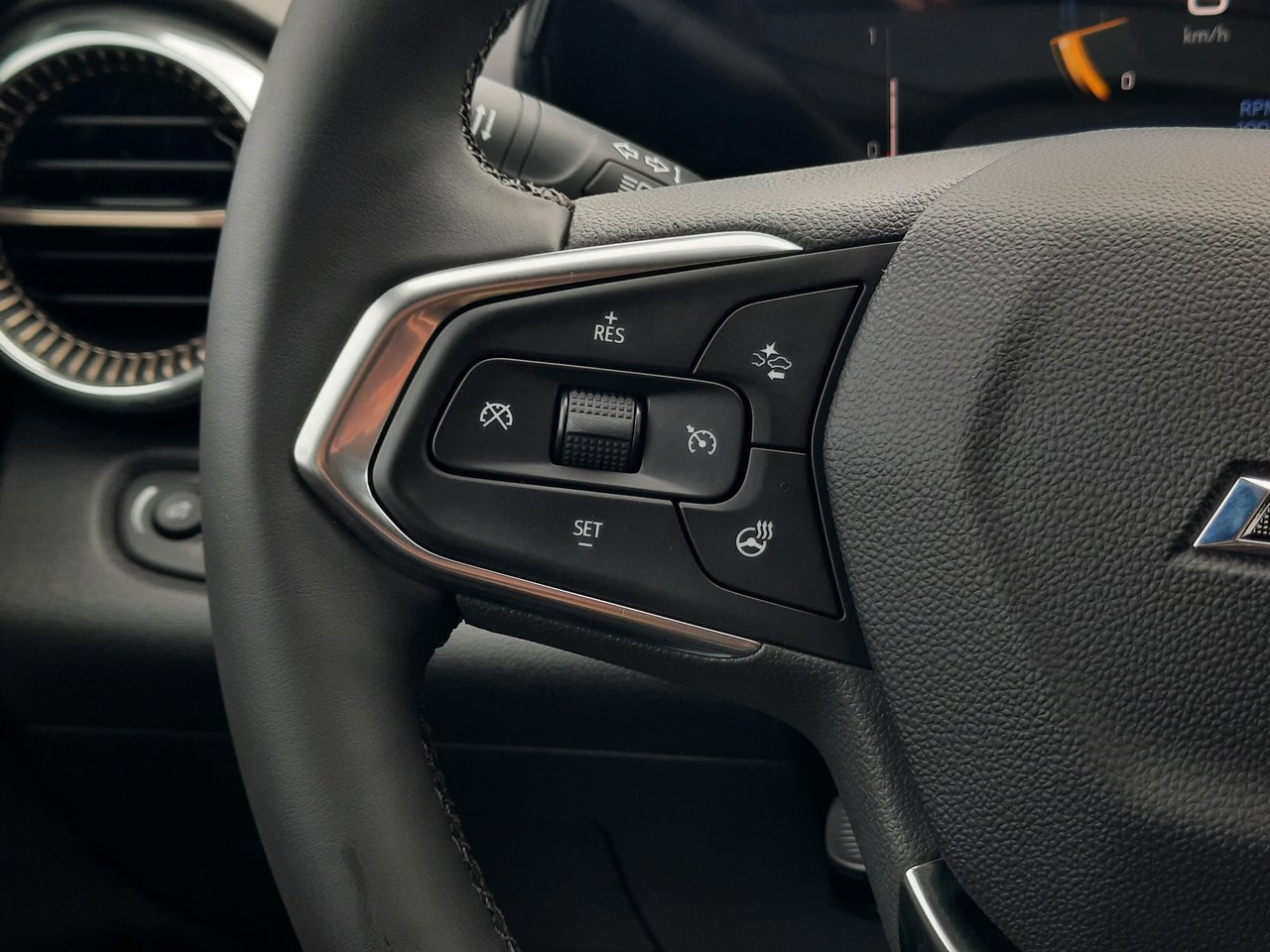 2026 Chevrolet Trax ACTIV-10