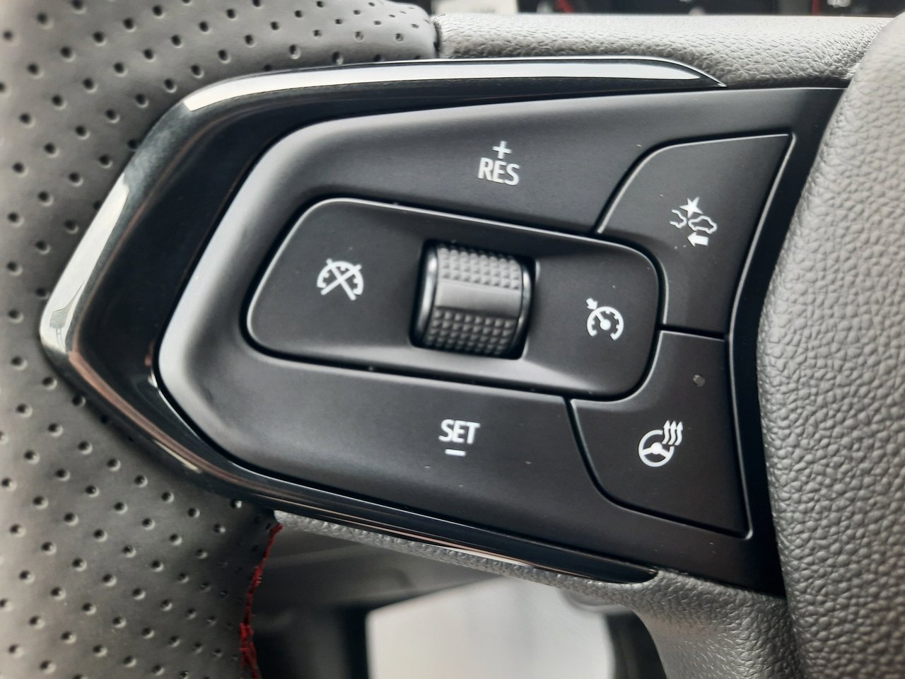 2026 Chevrolet Trax 1RS-11