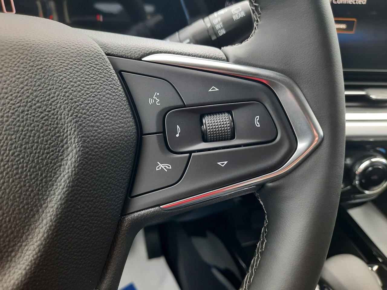 2026 Chevrolet Trax LT-13