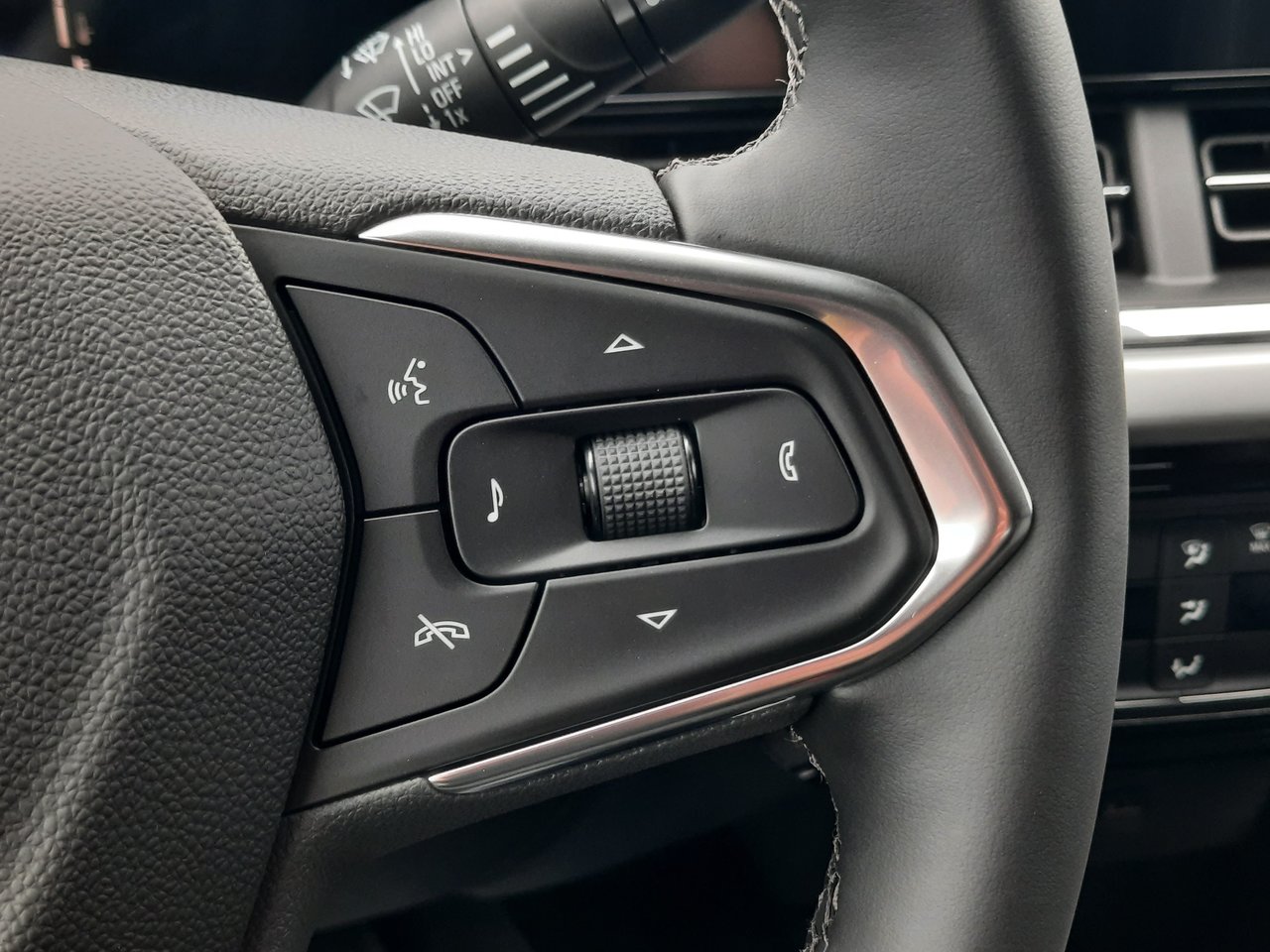 2026 Chevrolet Trax LT-11
