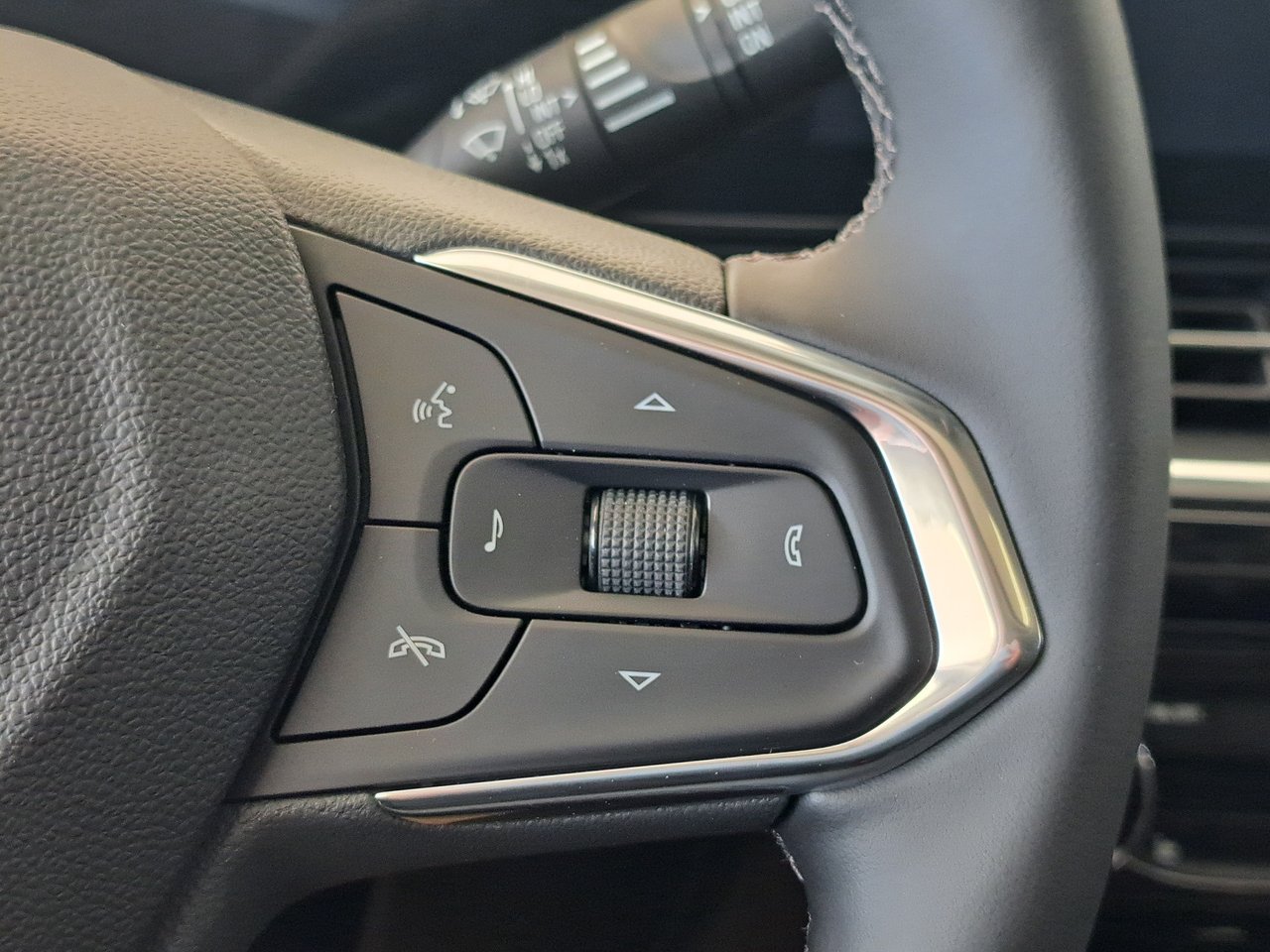 2026 Chevrolet Trax ACTIV-13