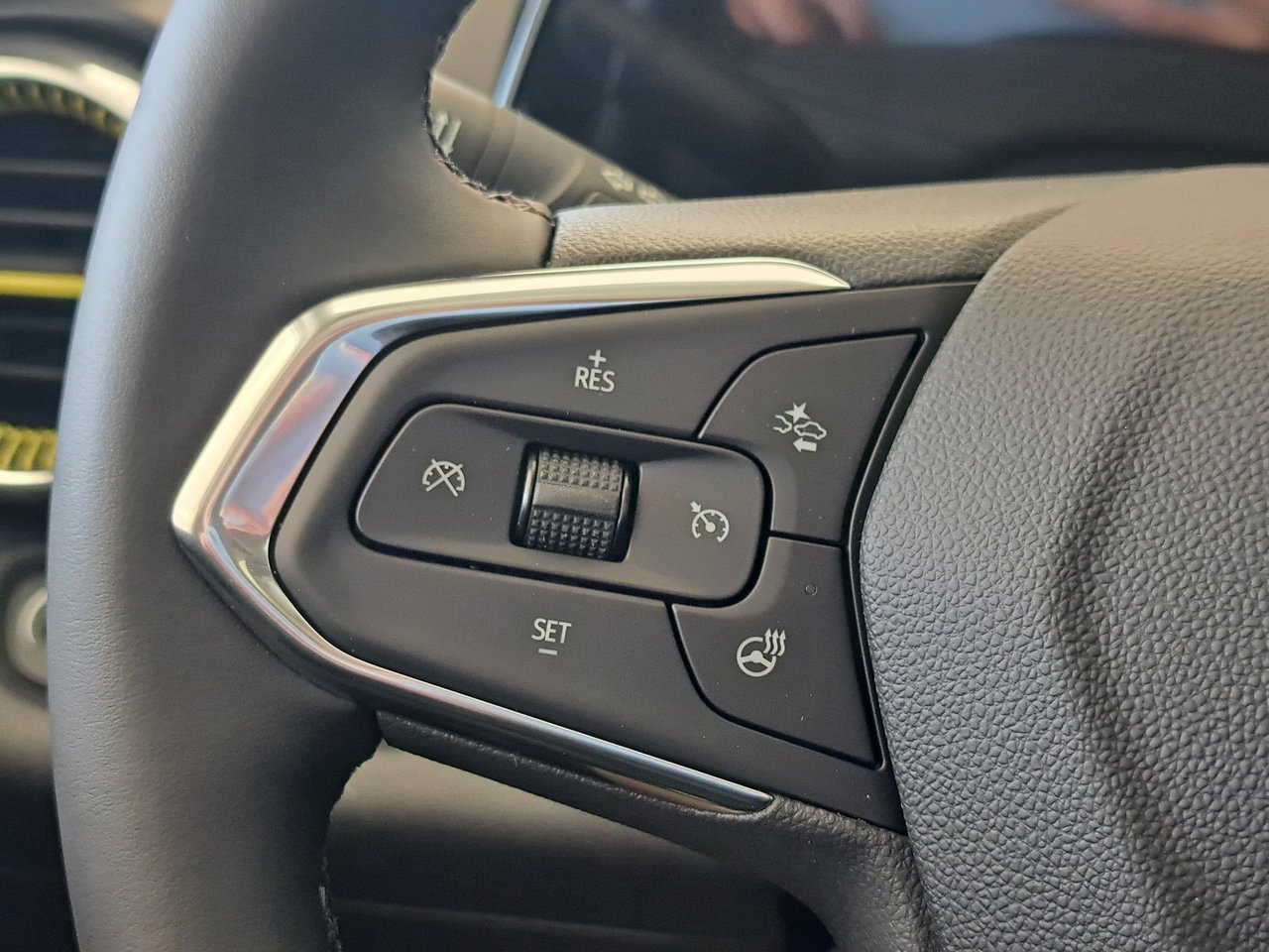 2026 Chevrolet Trax ACTIV-12