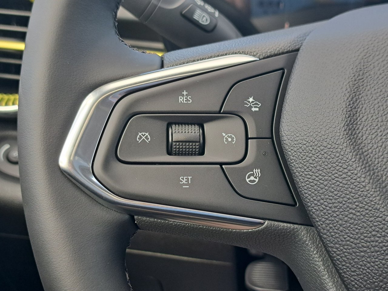 2026 Chevrolet Trax ACTIV-13