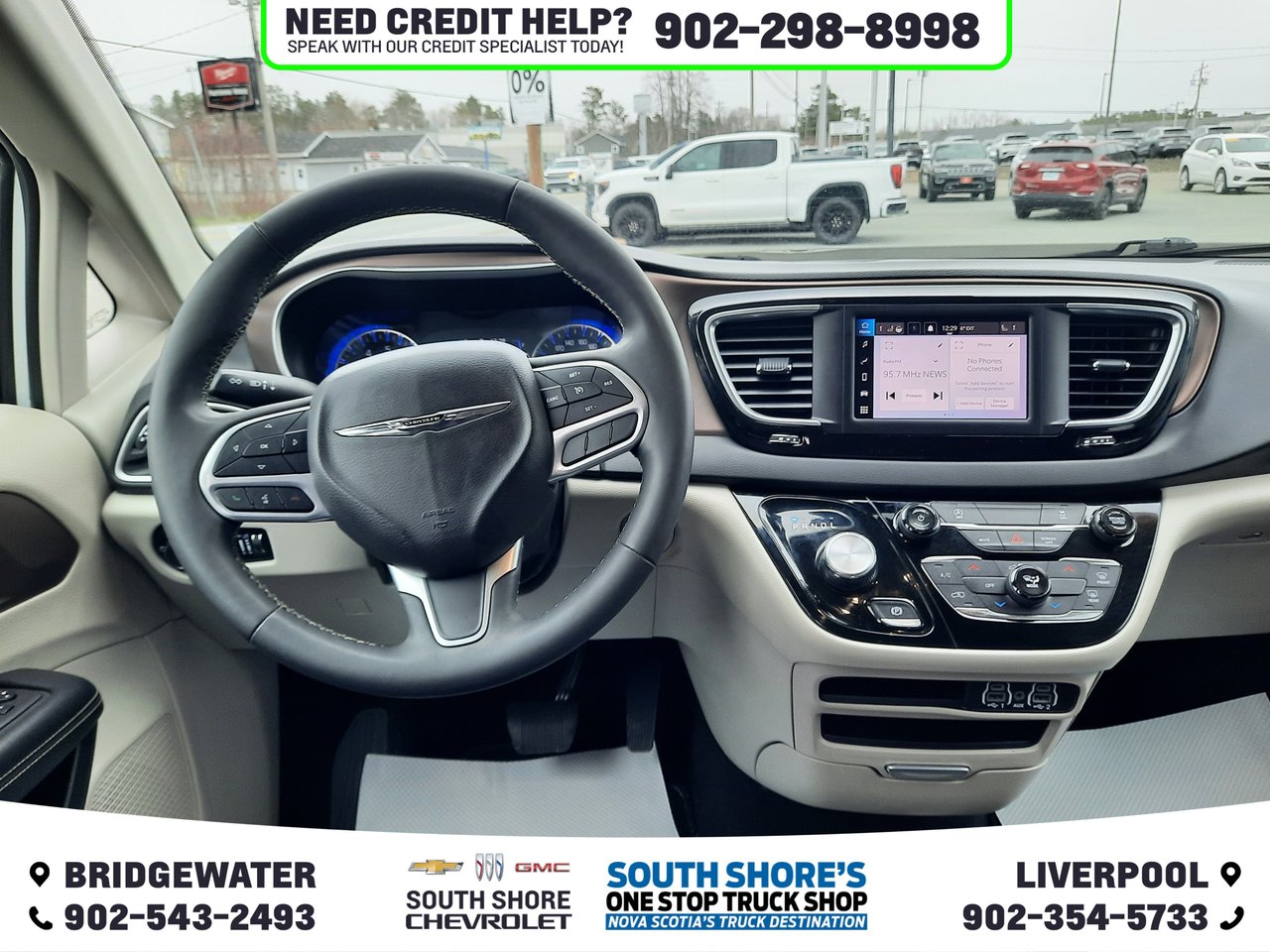 2024 Chrysler Grand Caravan SXT-28