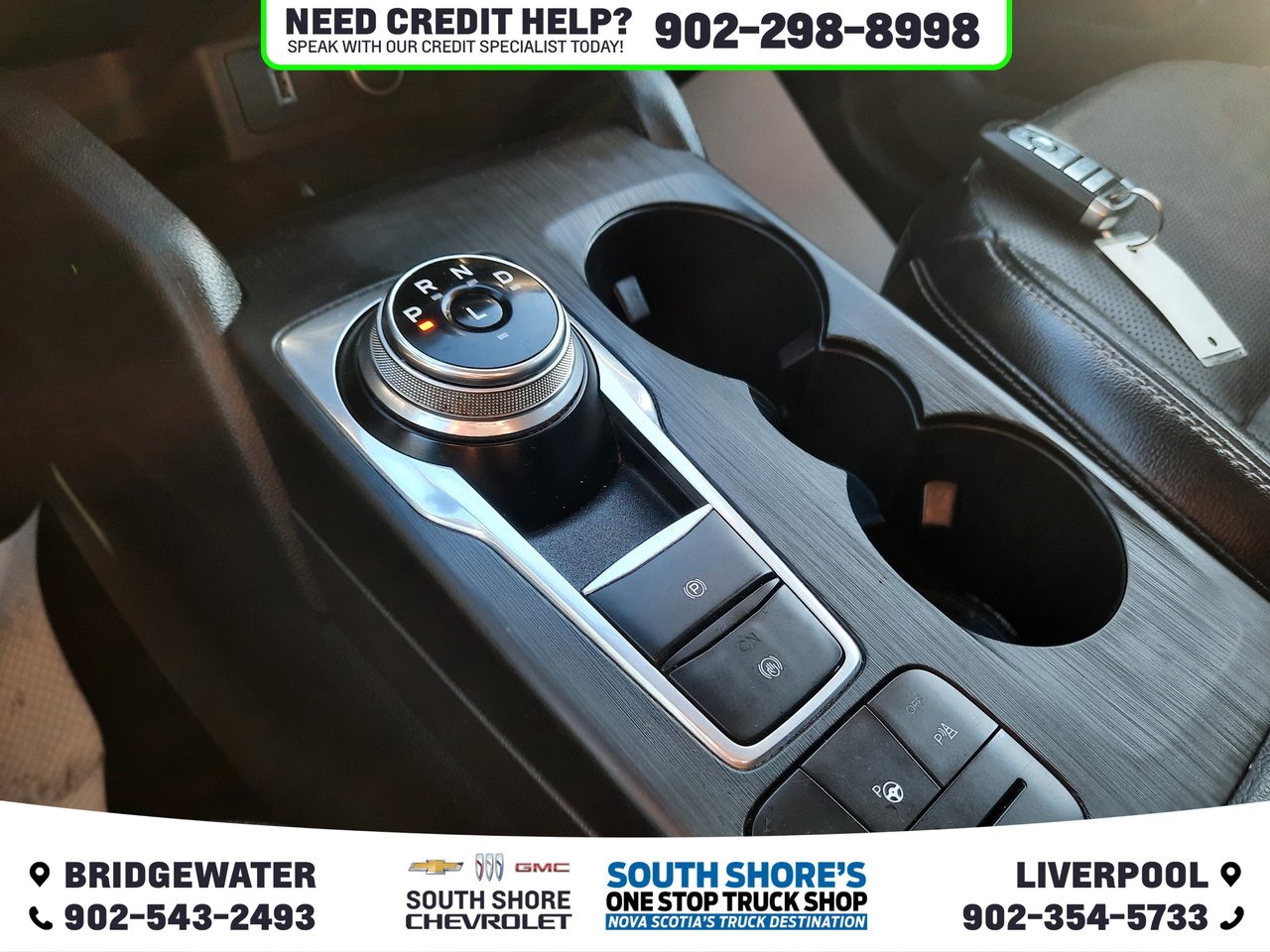 2020 Ford Escape Titanium Hybrid-18