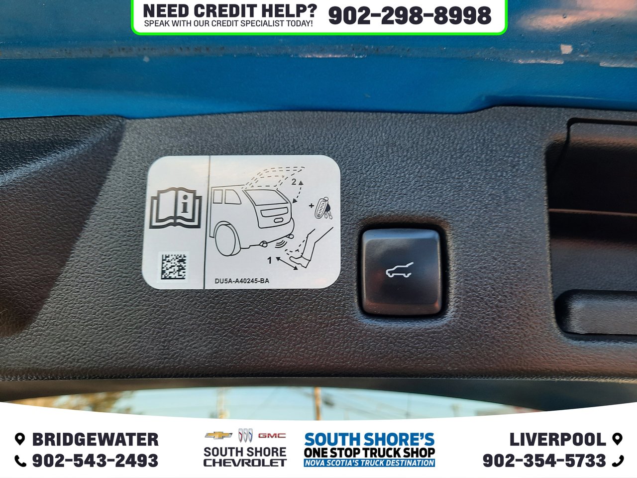 2020 Ford Escape Titanium Hybrid-8