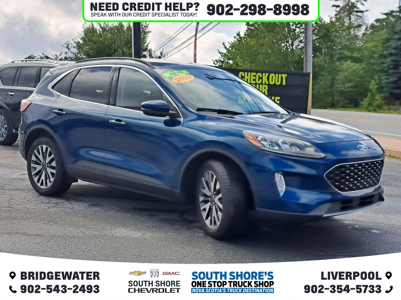 2020 Ford Escape Titanium Hybrid-3