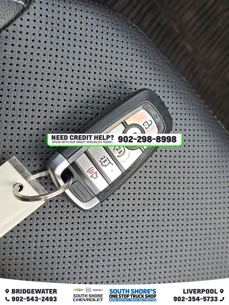 2020 Ford Escape Titanium Hybrid-25
