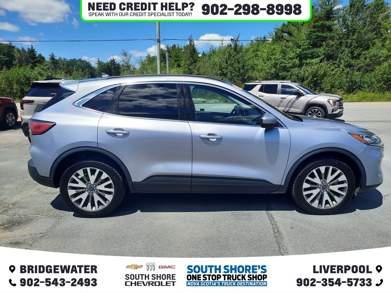 2022 Ford Escape Titanium-4