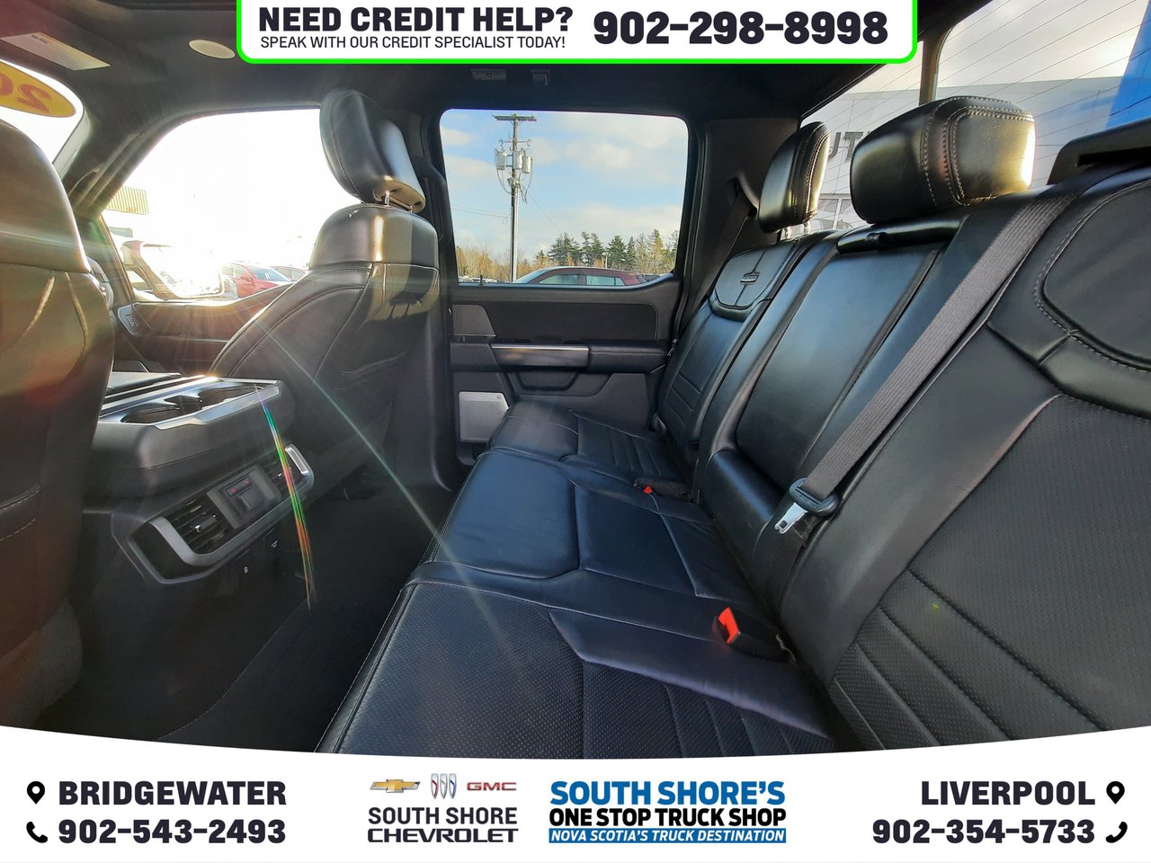 2022 Ford F-150 Platinum-27