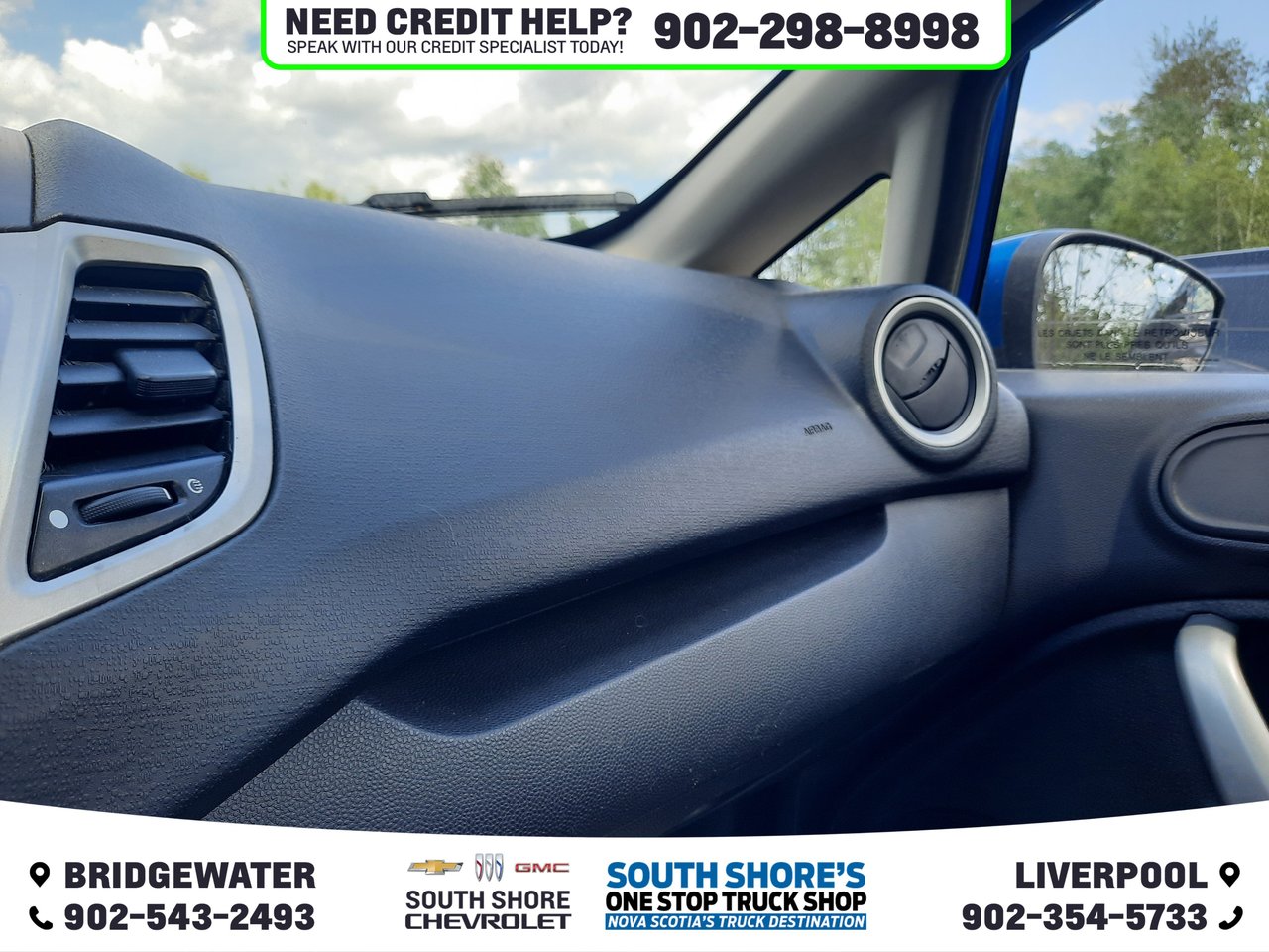 2011 Ford Fiesta SE-18