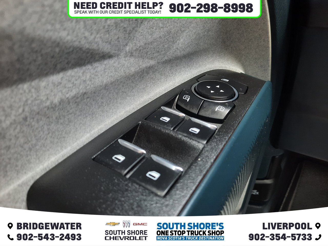 2023 Ford Maverick XLT-8