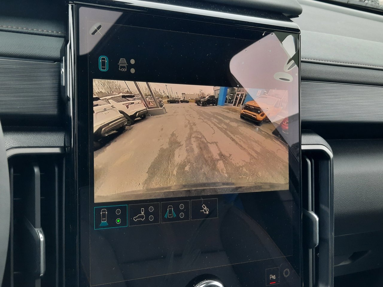 2026 GMC Acadia AT4-17