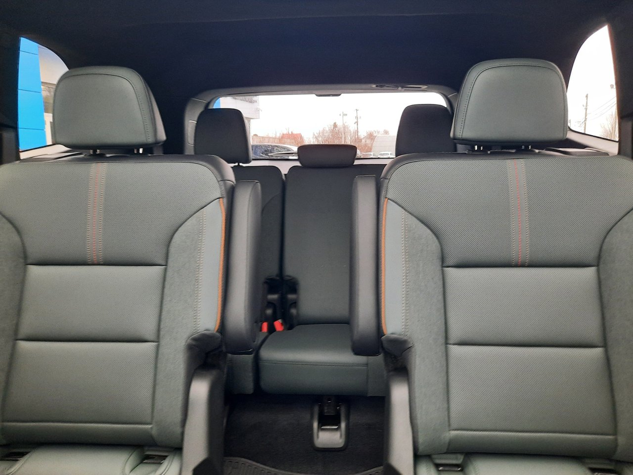 2026 GMC Acadia AT4-24