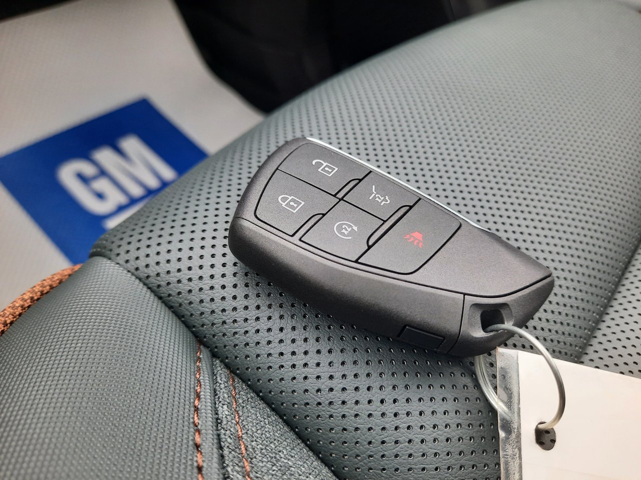 2026 GMC Acadia AT4-31