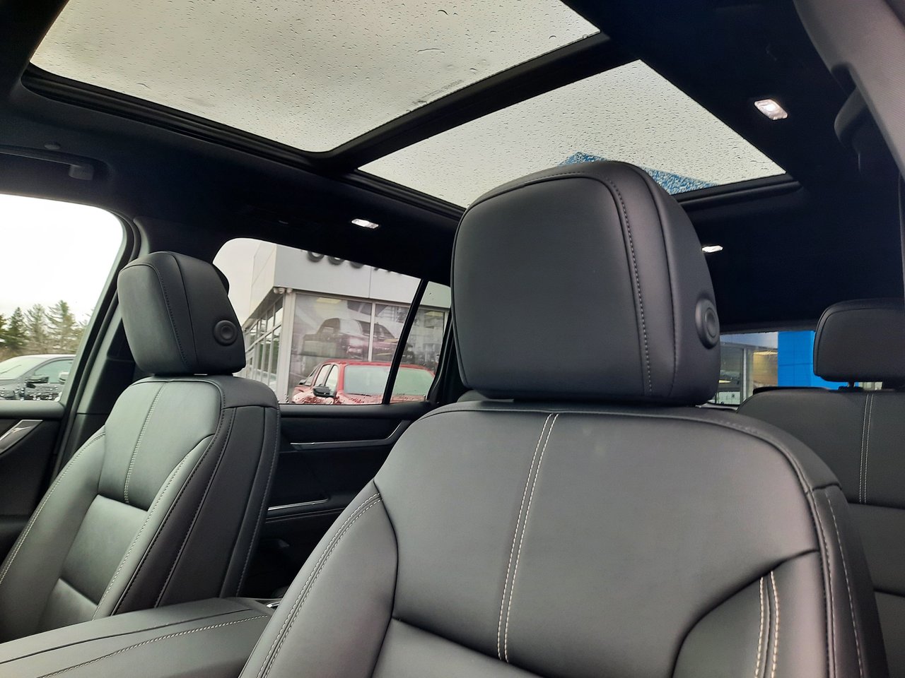 2026 GMC Acadia ELEVATION-2