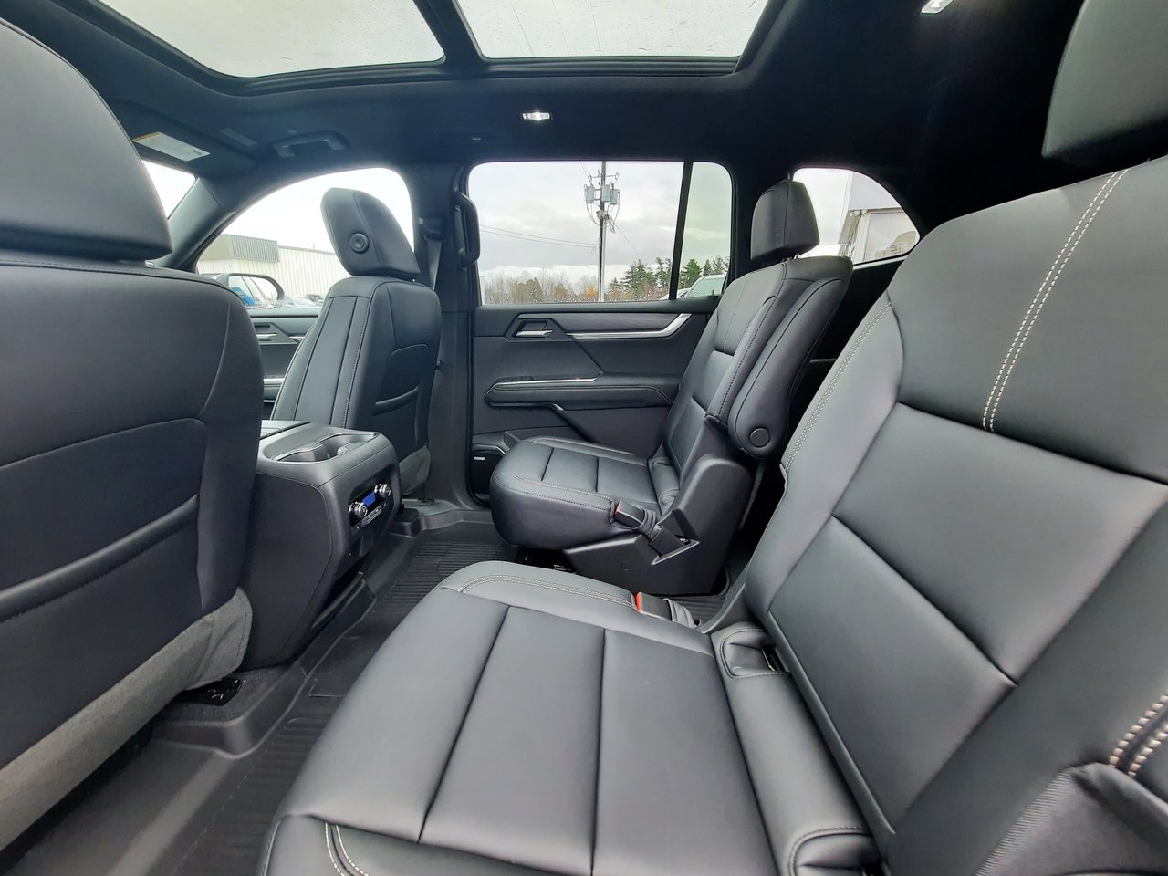 2026 GMC Acadia ELEVATION-27