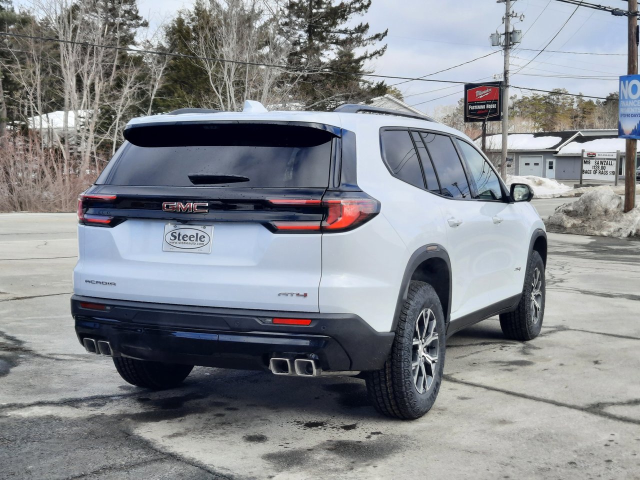 2026 GMC Acadia AT4-5