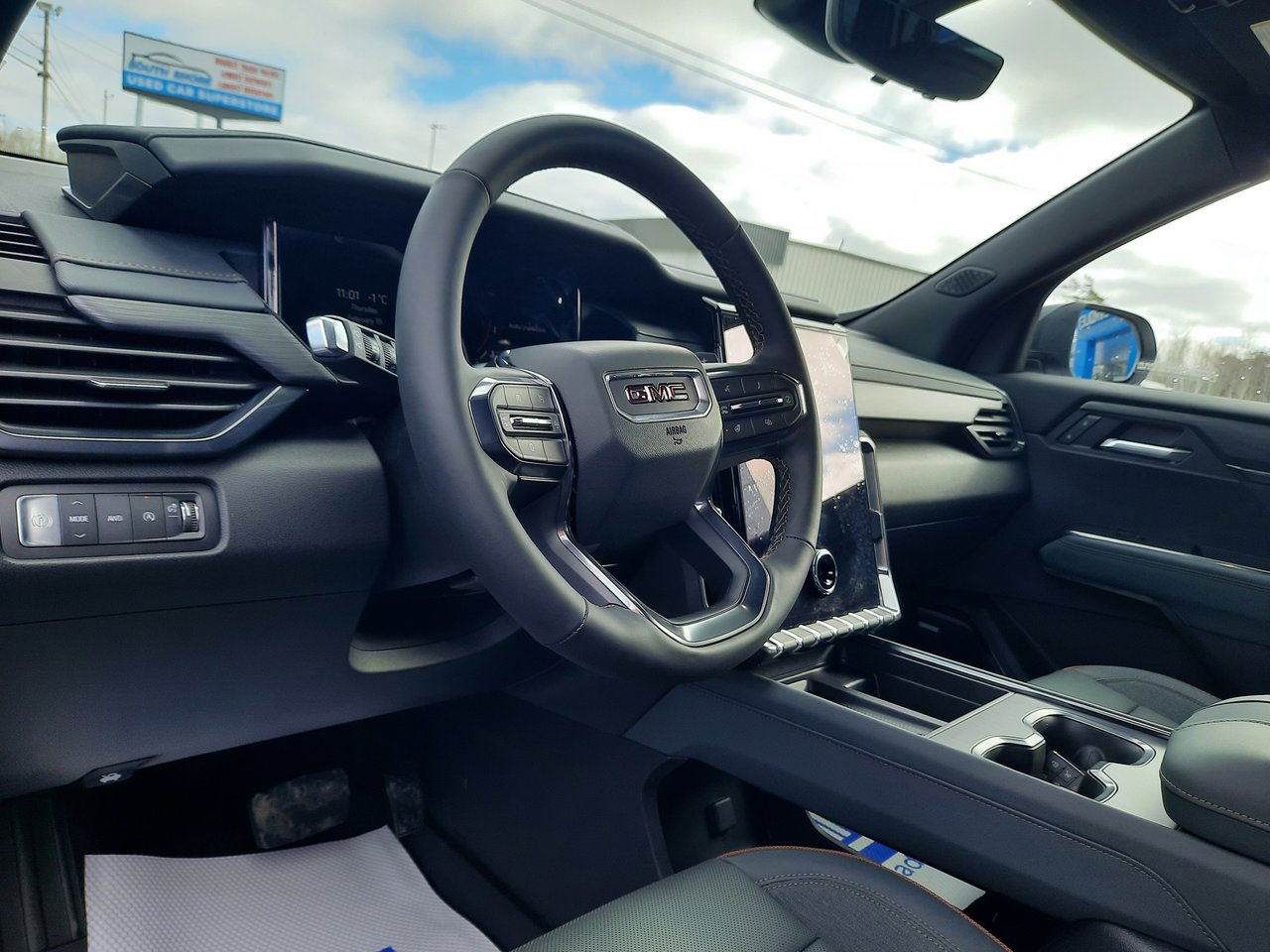 2026 GMC Acadia AT4-1